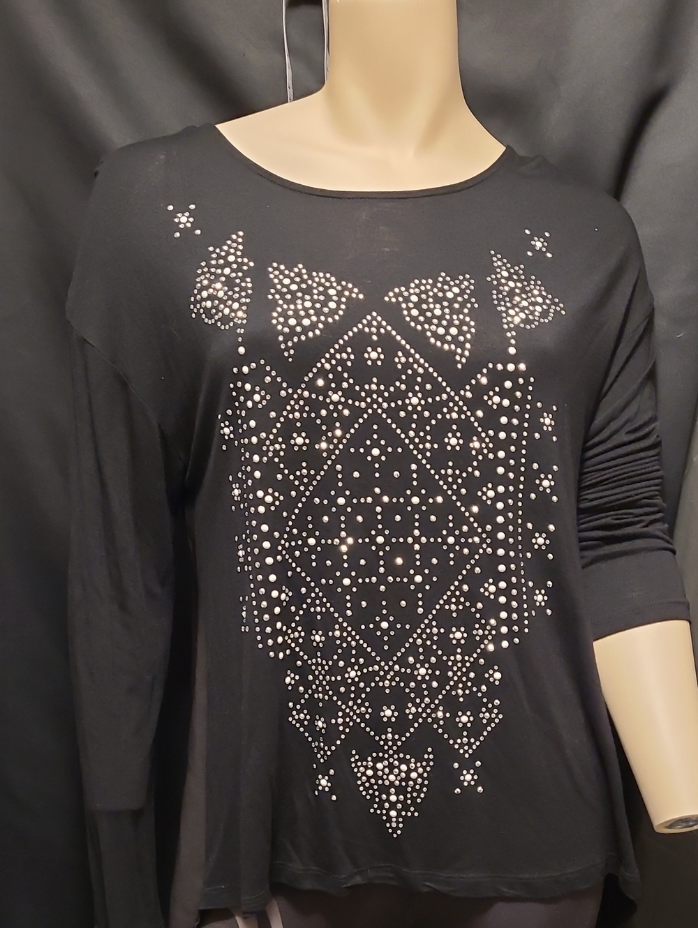 Jaclyn Smith Collection women's size M Black Studded Long Sleeve Women's Top